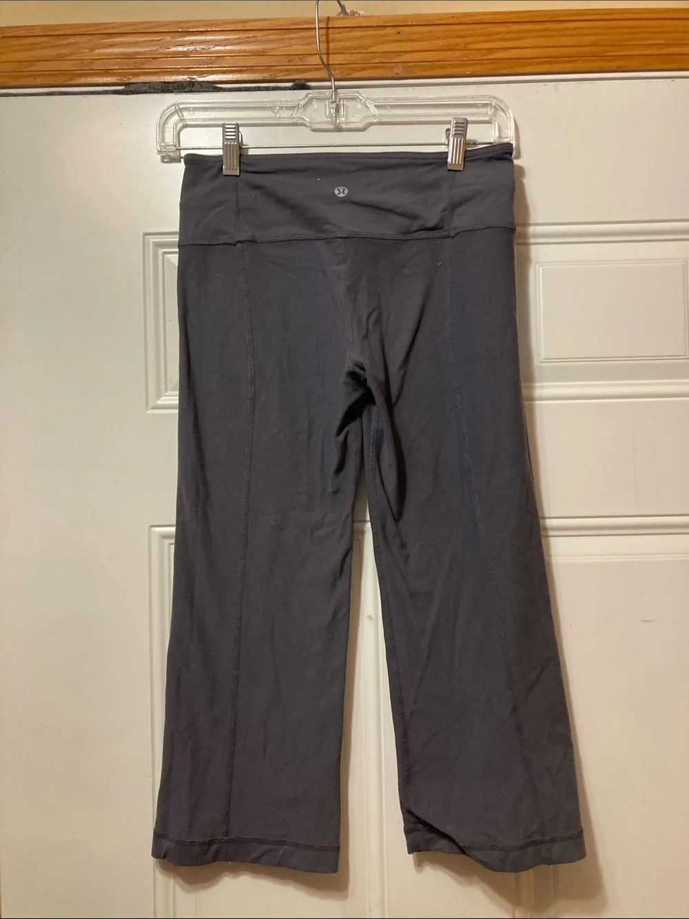 Lululemon Fold-Over Waist Cropped Yoga Pants in Dark Gray with Cream Waistband 4